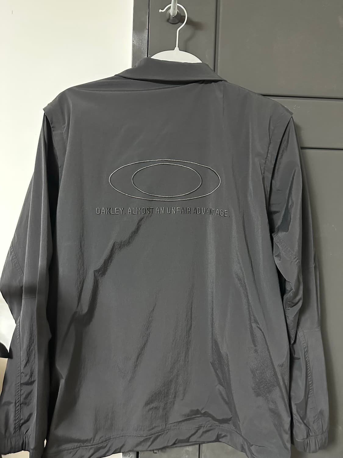 오클리 바람막이 L 사이즈 상품이미지4