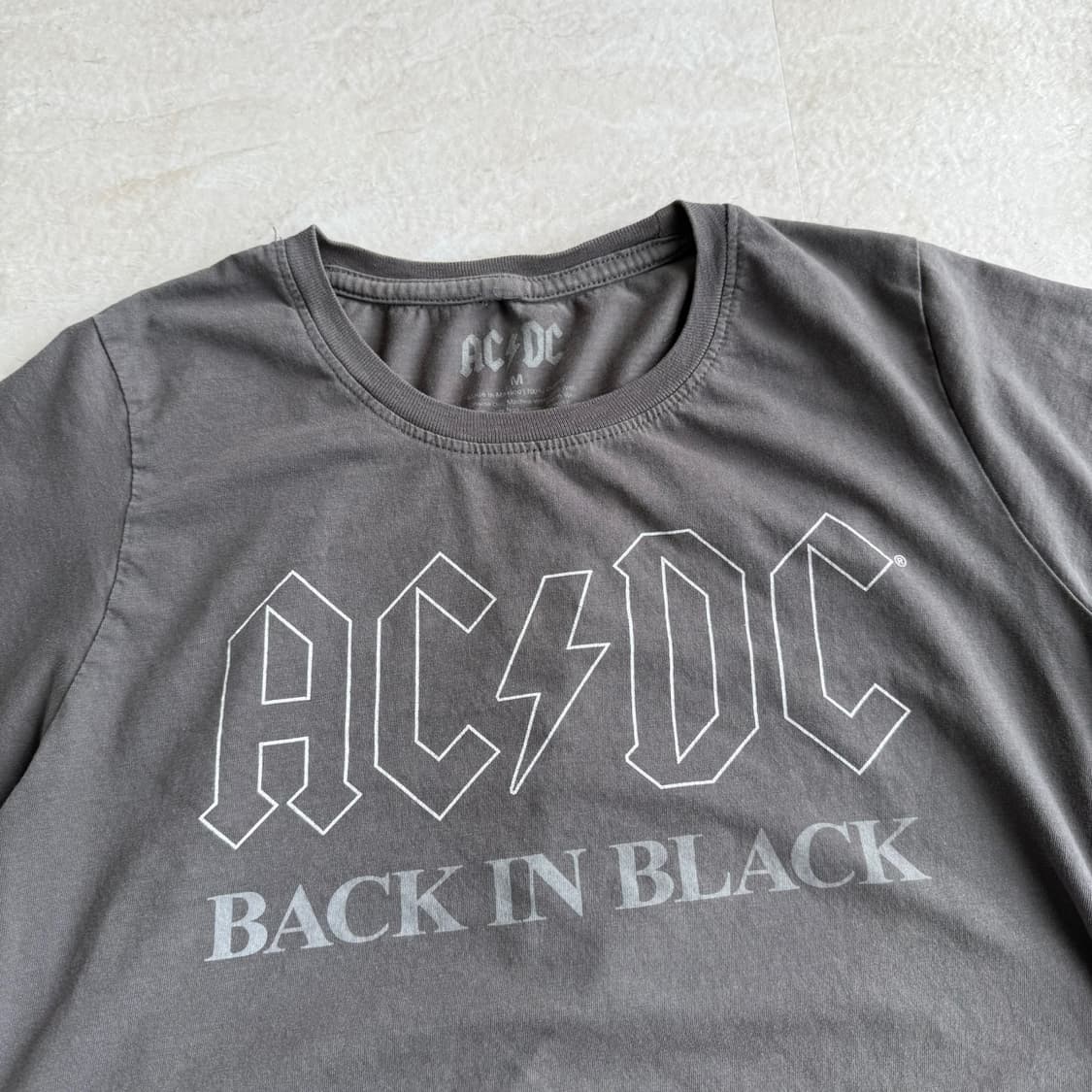 AC/DC  Back in Black 반팔티셔츠 상품이미지3