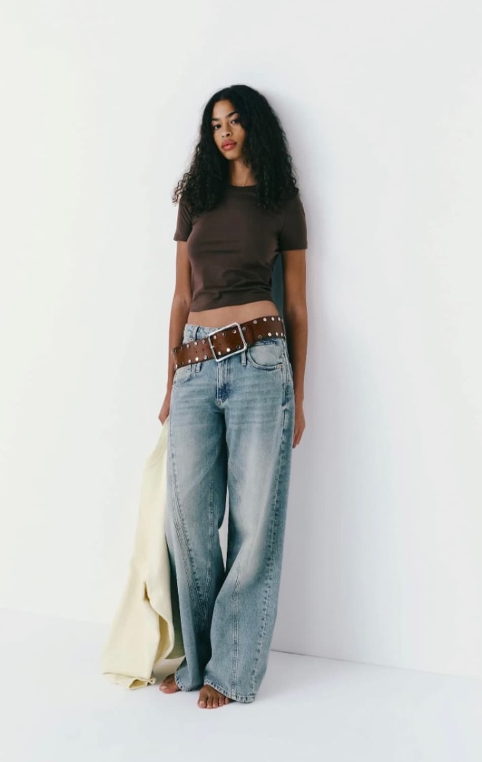 자라 Asymmetric Frayed Jean 상품이미지1