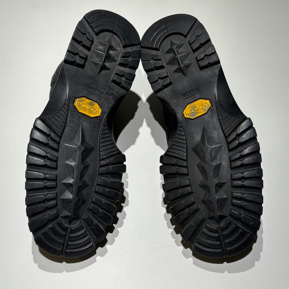 uk8) 프라다 티롤리안 하이킹 부츠 상품이미지7