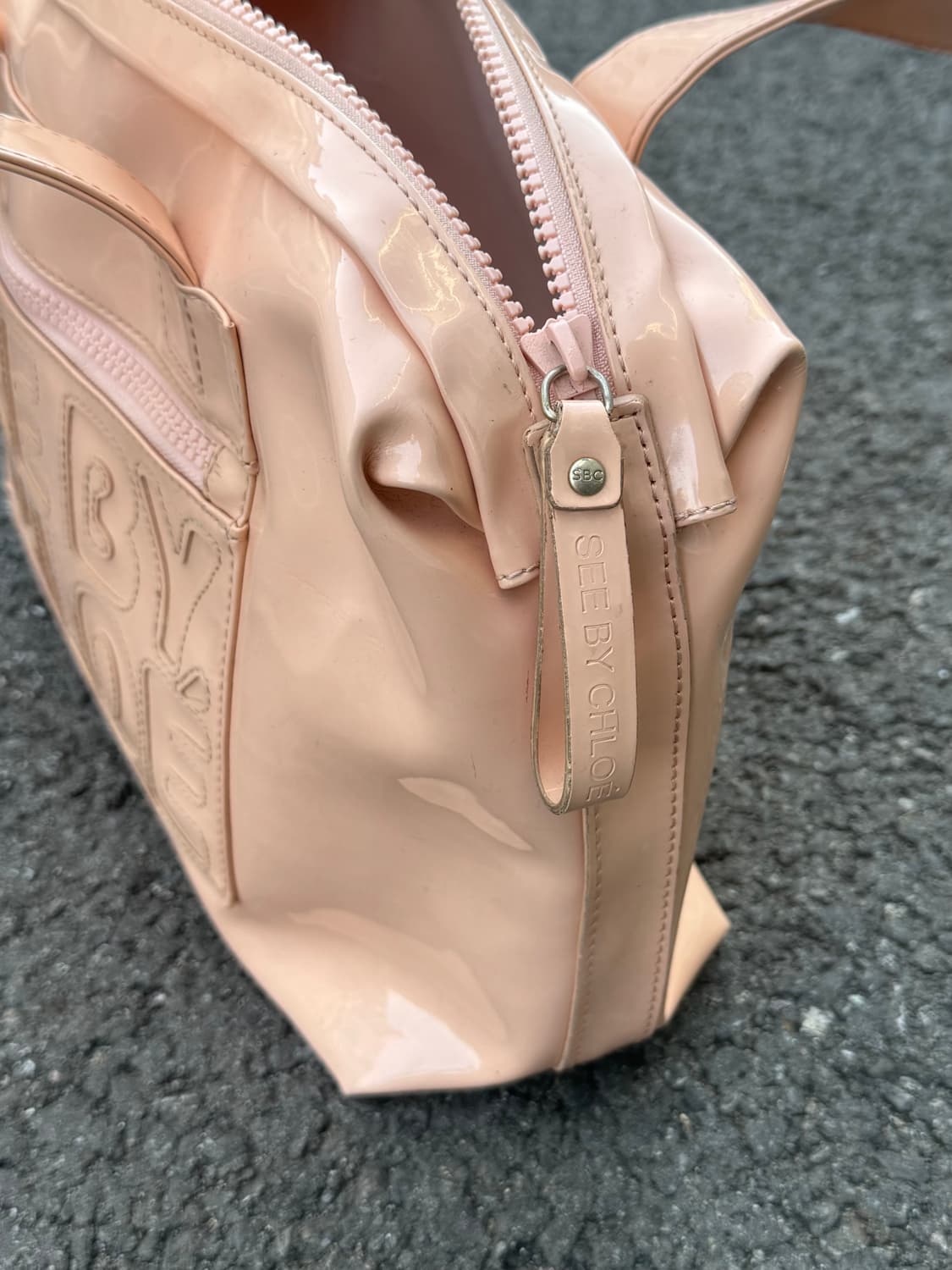 씨바이 끌로에 에나멜 토트백 상품이미지7