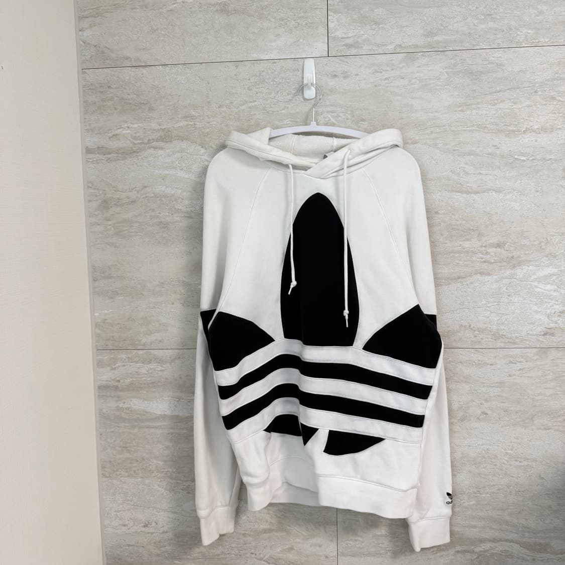 아디다스 후드티 상품이미지3