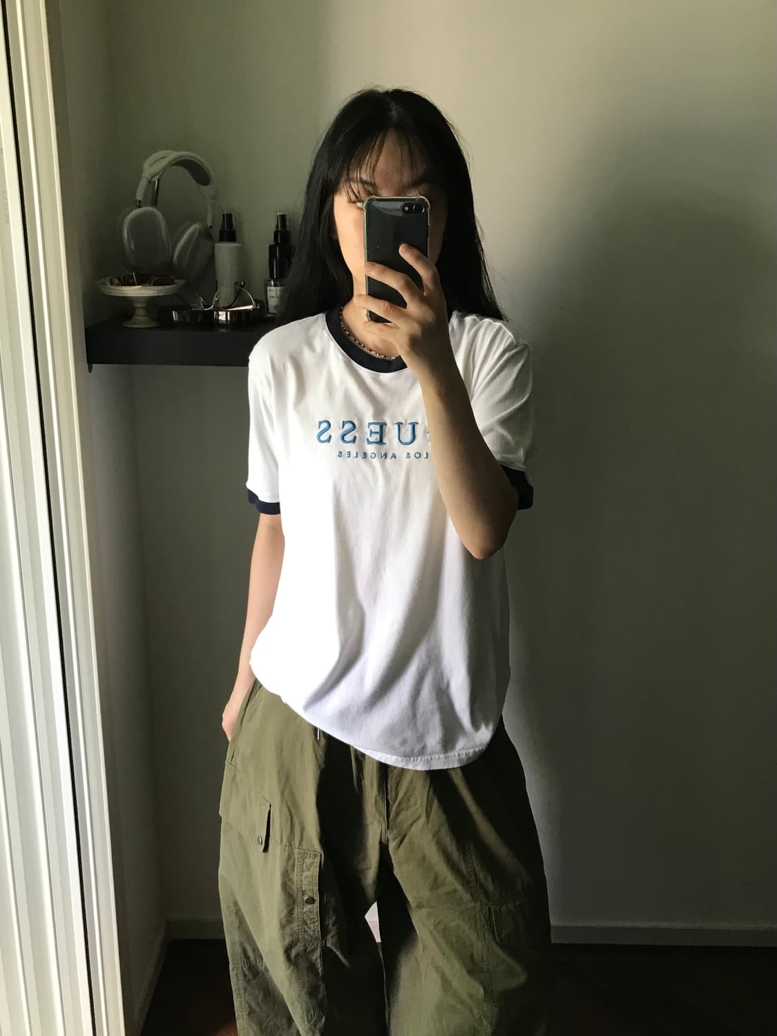 게스 중앙 스펠아웃 자수 로고 링거티 상품이미지3