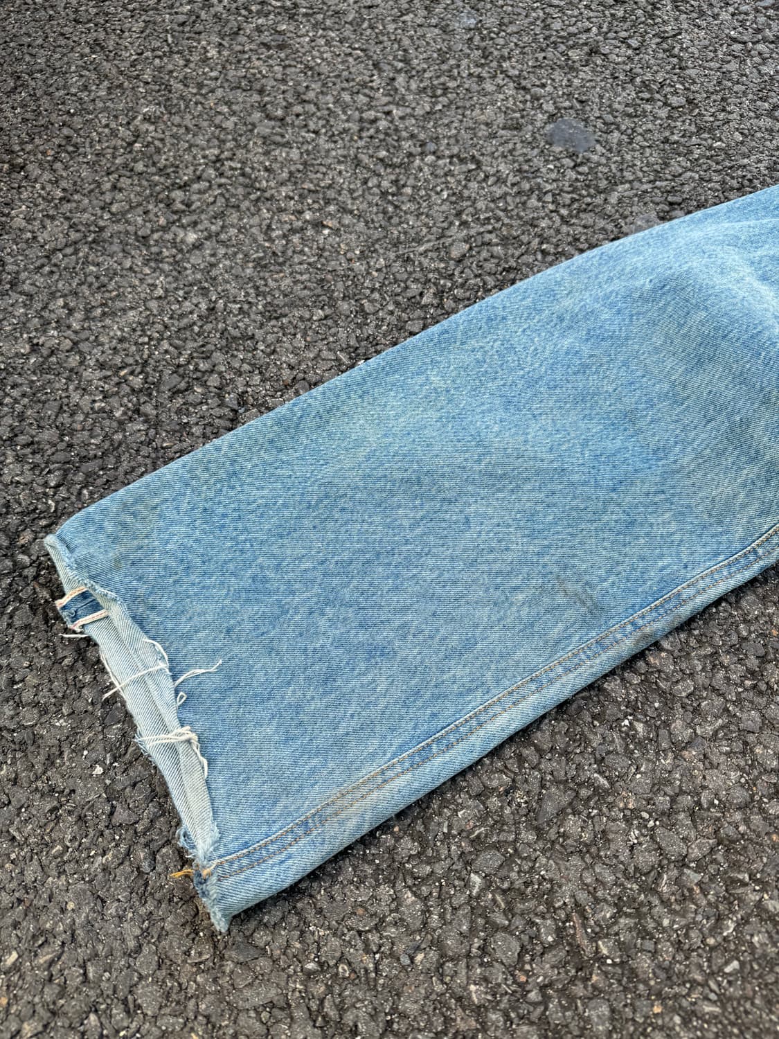 프리즘 웍스 셀비지 밑단 컷팅 데님팬츠 상품이미지9