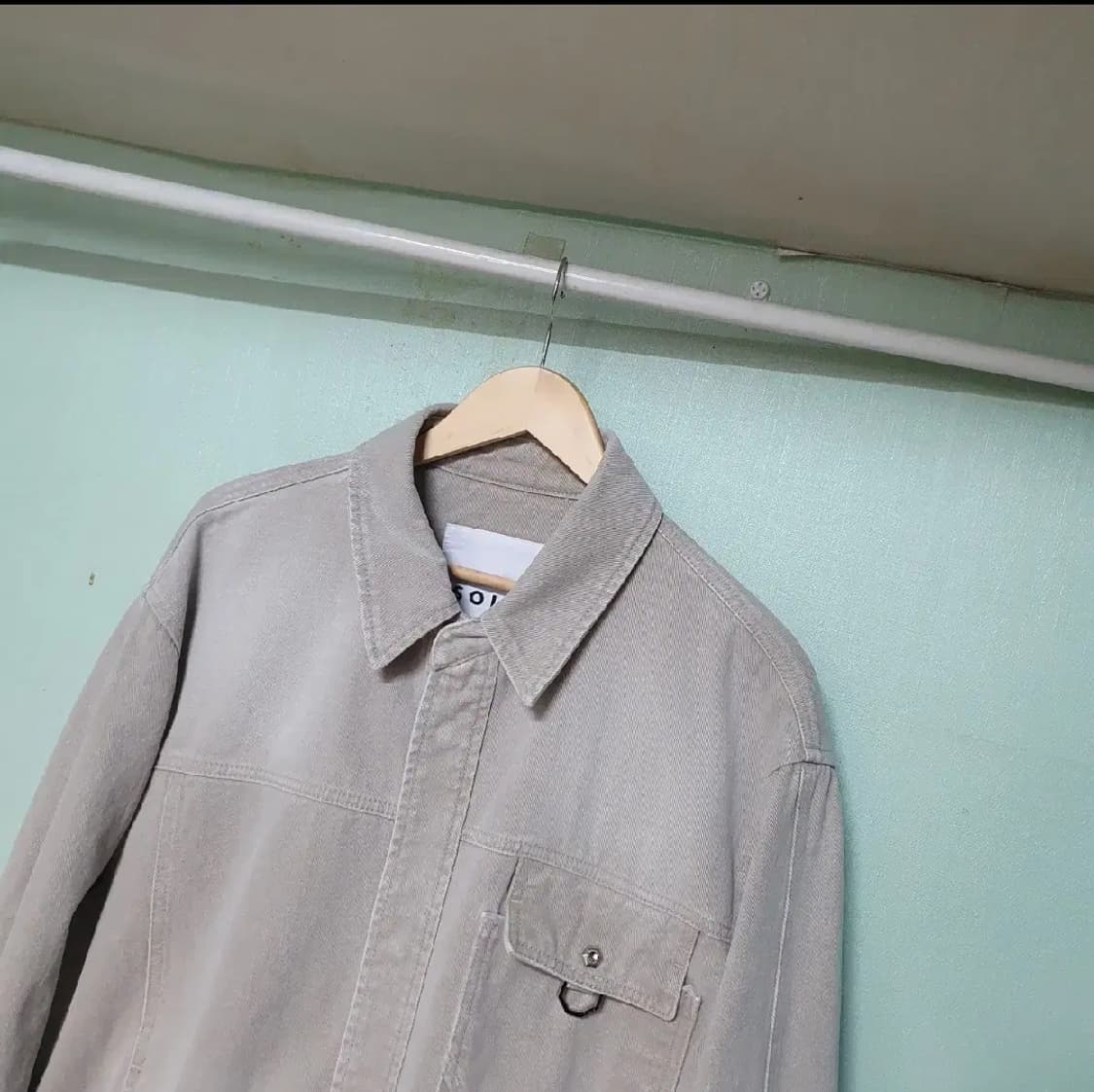 솔리드옴므 22년 셔츠형 데님자켓 105 상품이미지2