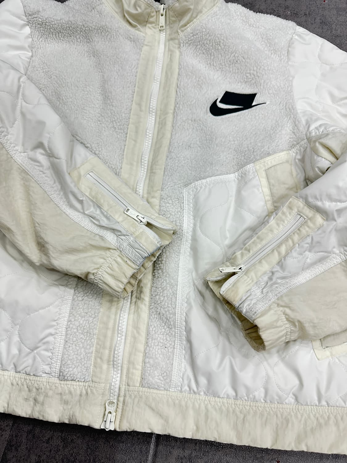 나이키 SYN 뽀글이 투웨이 패딩 상품이미지3