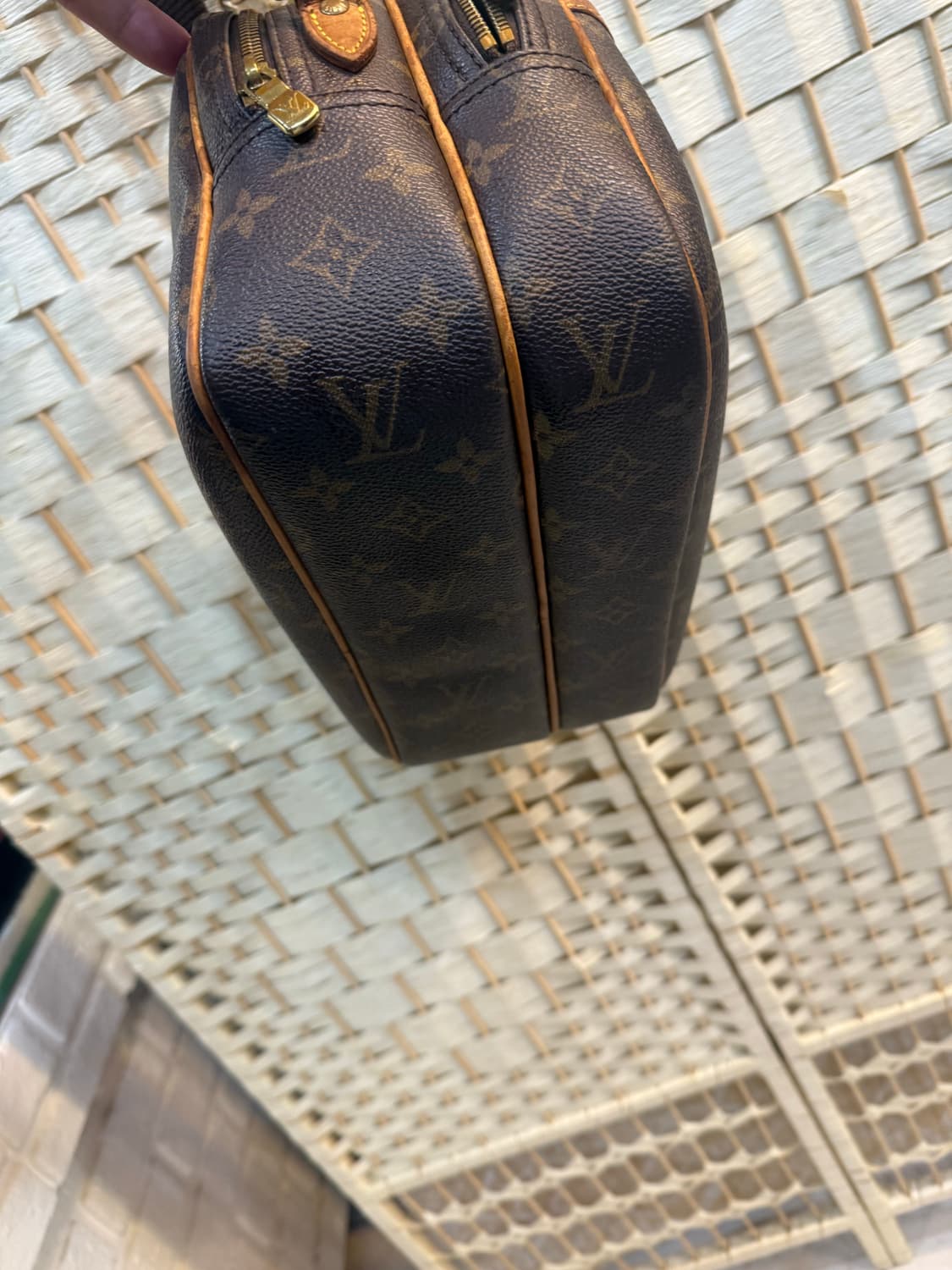 정품 루이비통 리포터PM 팝니다 상품이미지5