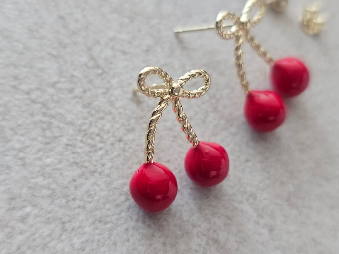 고급스러운 체리 리본 귀걸이 상품이미지2