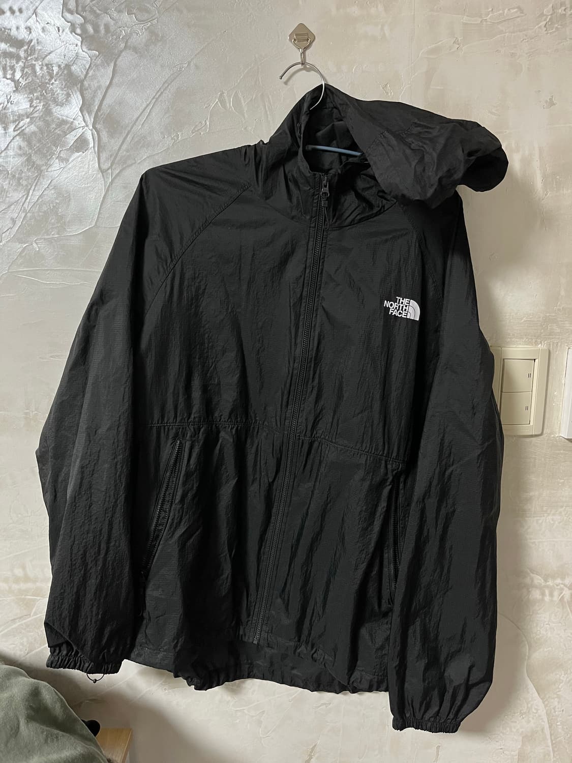 노스페이스 바람막이 상품이미지2