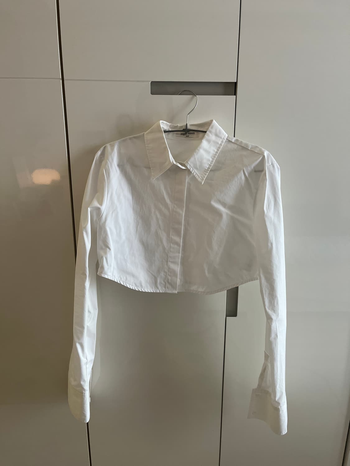 크롭 화이트 셔츠 상품이미지1