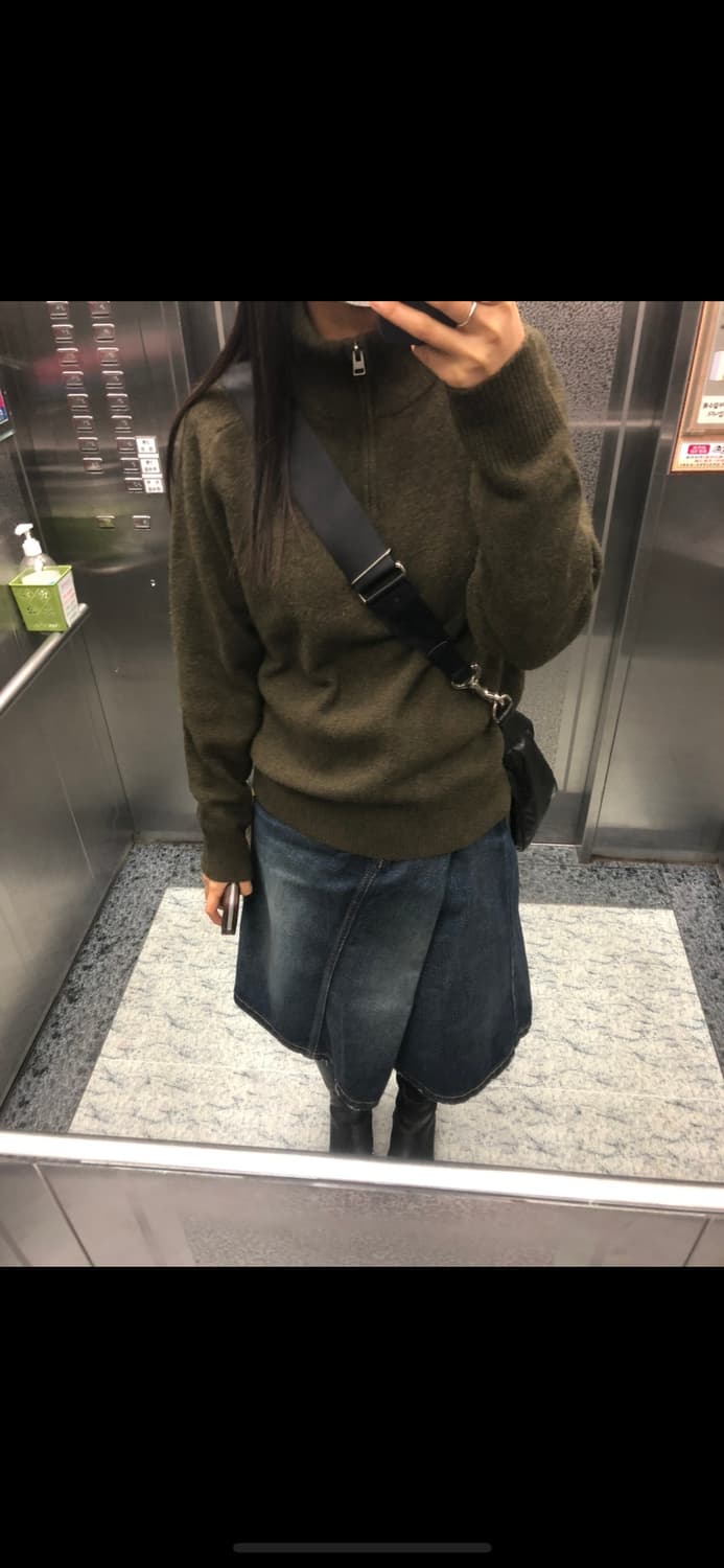 (여자사이즈) 유니클로 jw 앤더슨 수플레얀 하프집 스웨터 s 상품이미지1