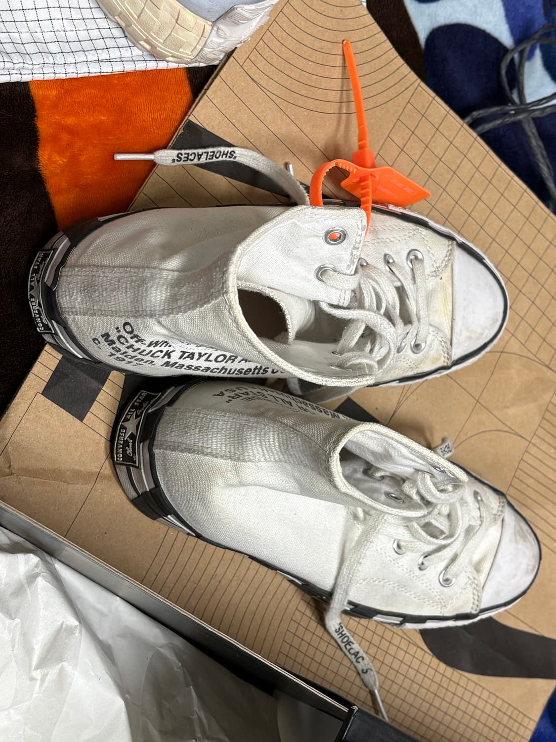 컨버스 X off white 척 70 화이트 상품이미지2