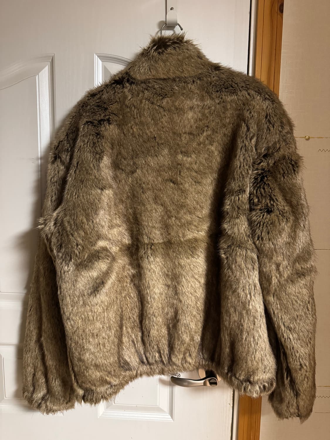 Palace faux fur jacket  상품이미지3