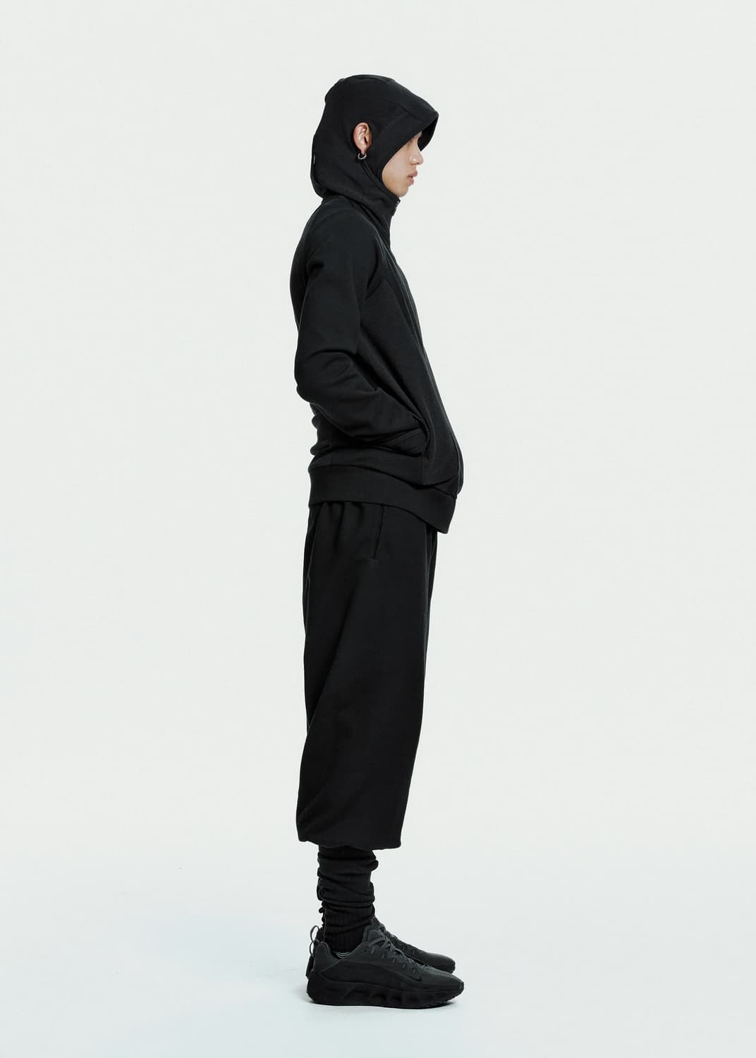 혜인서 25fw Slashed Zip Hoodie 4사이즈 챠콜 상품이미지6