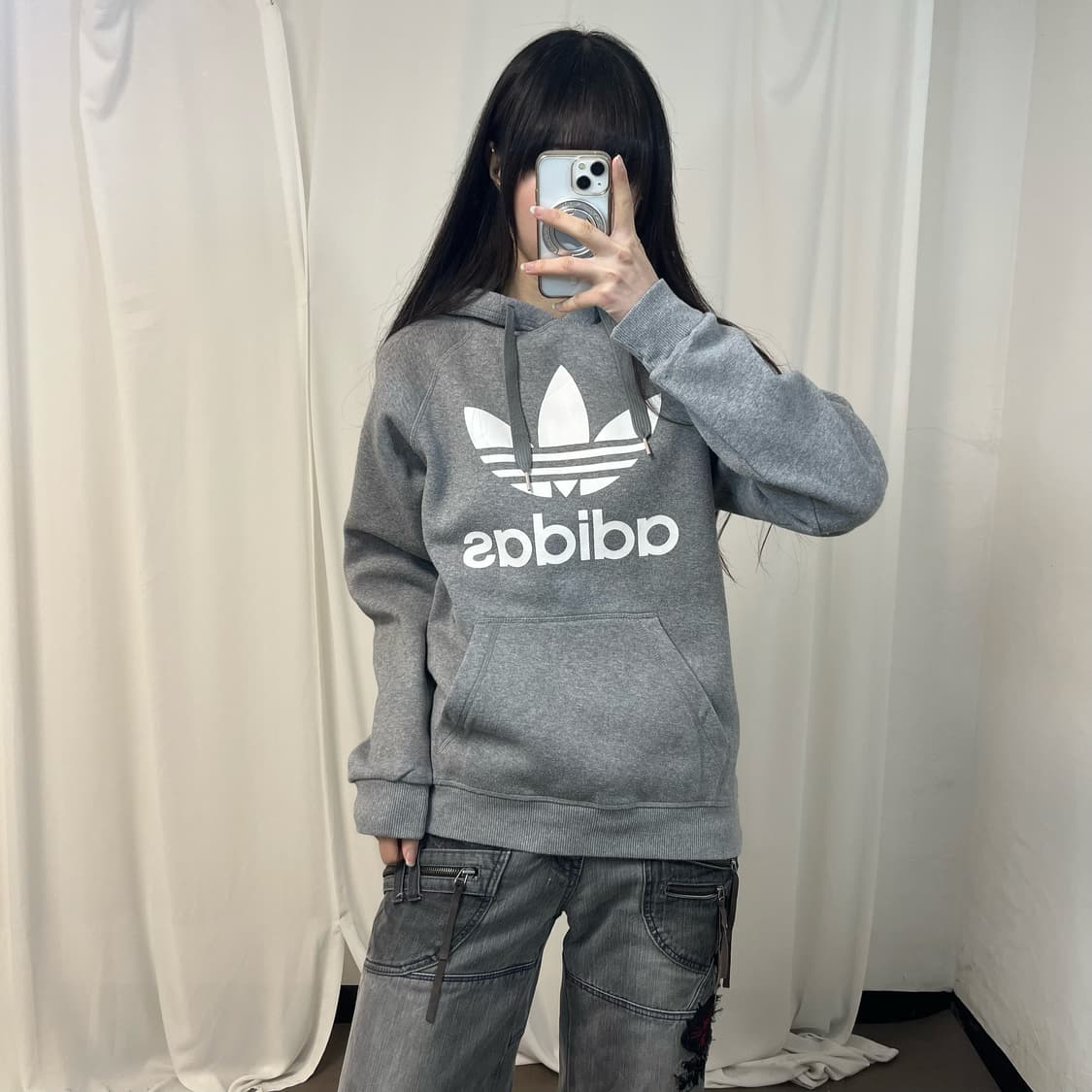 Adidas trefoil grey hoodie 상품이미지1