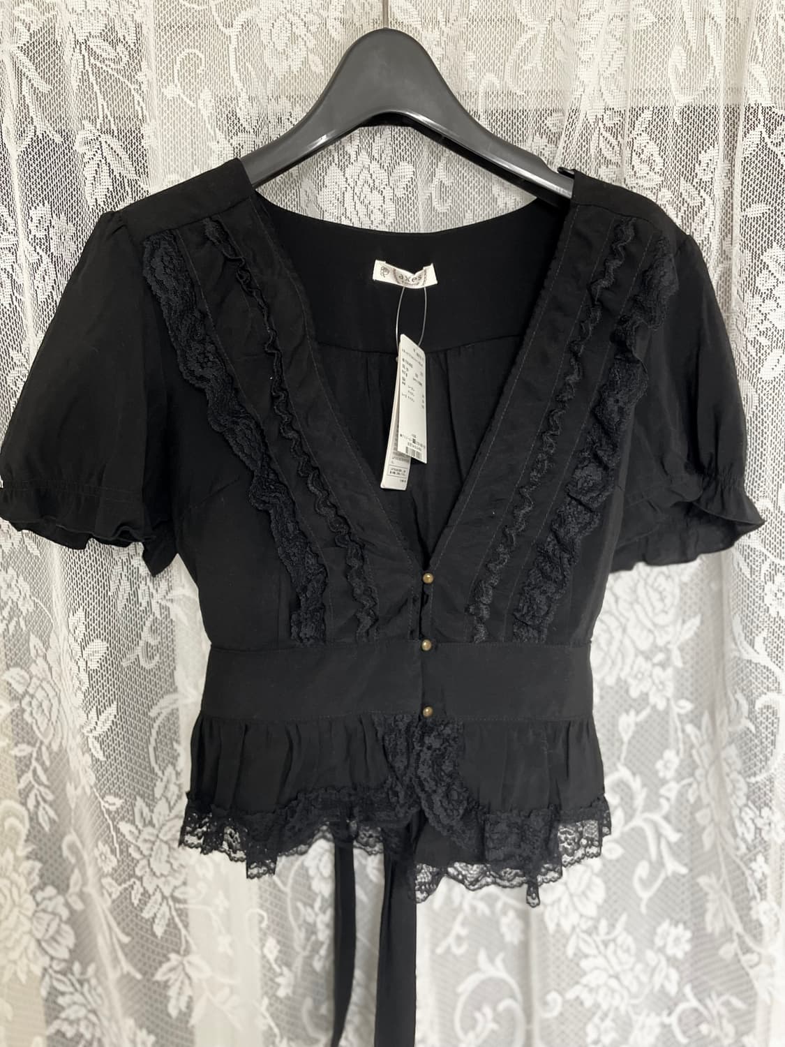 엑시즈팜 블랙 레이스 블라우스 상품이미지1