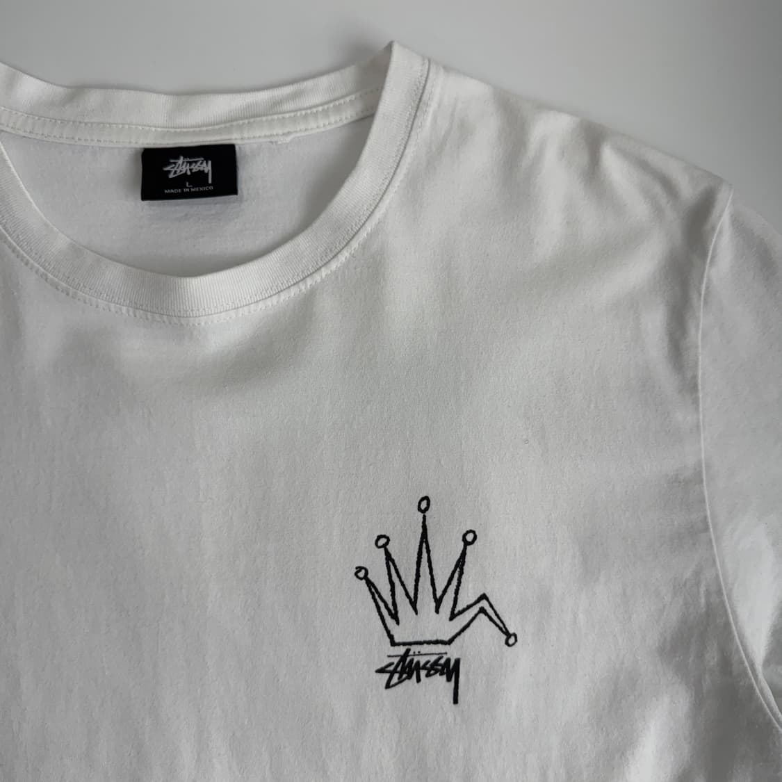 Stussy  스투시 브로큰 크라운 화이트 반팔티셔츠  상품이미지4