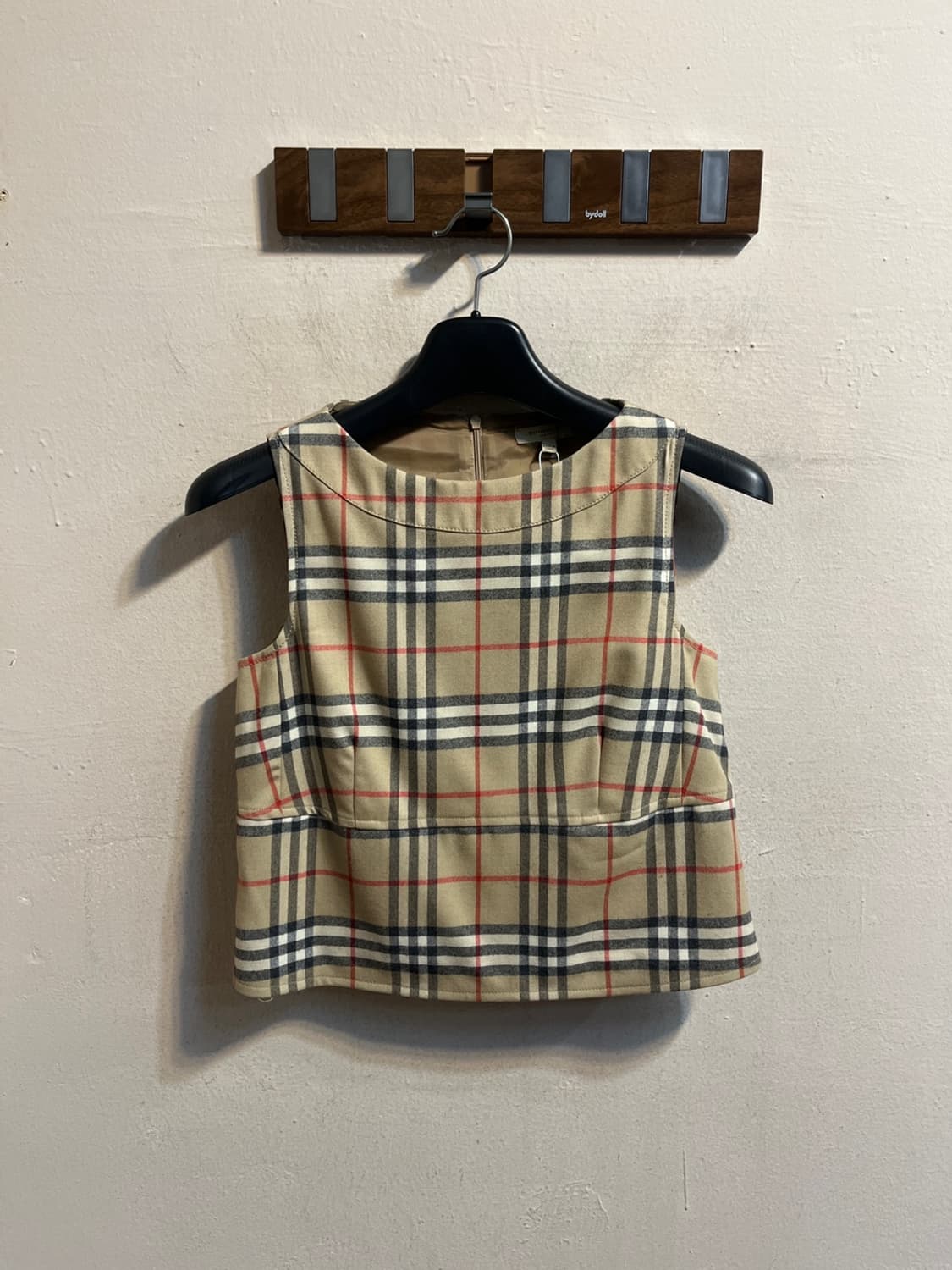 버버리 노바 체크 슬리브리스 탑 상품이미지1