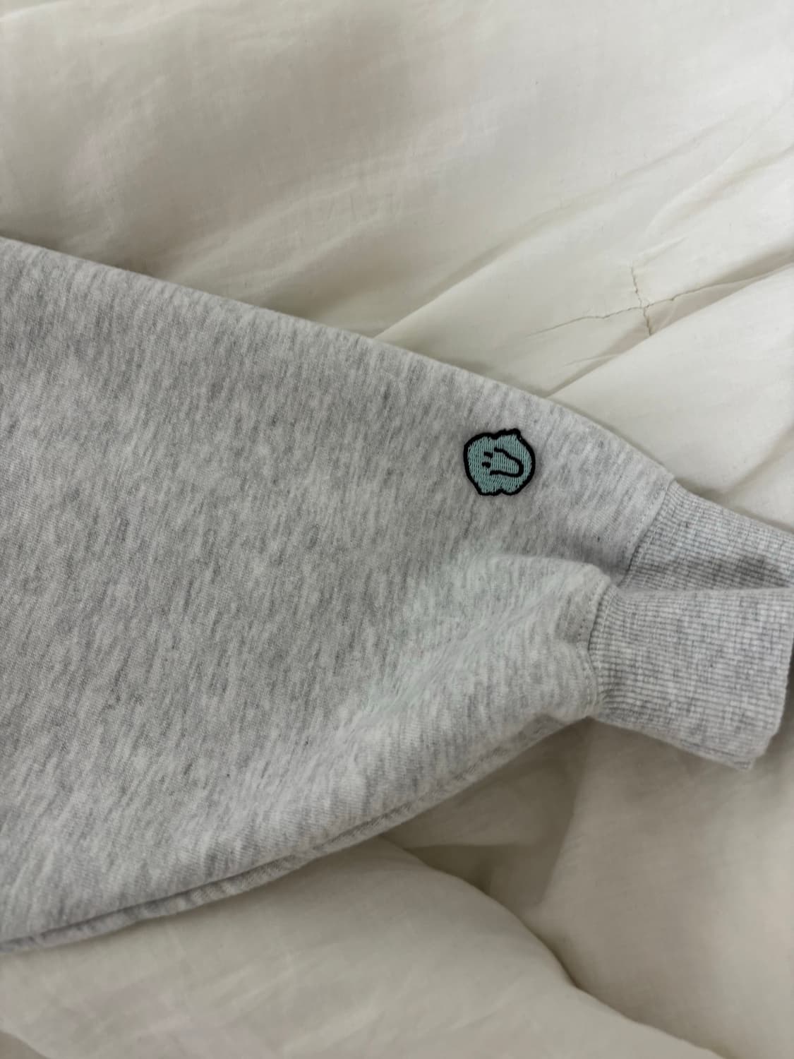 나이스고스트클럽 GUMMY BEAR 후드티 상품이미지5