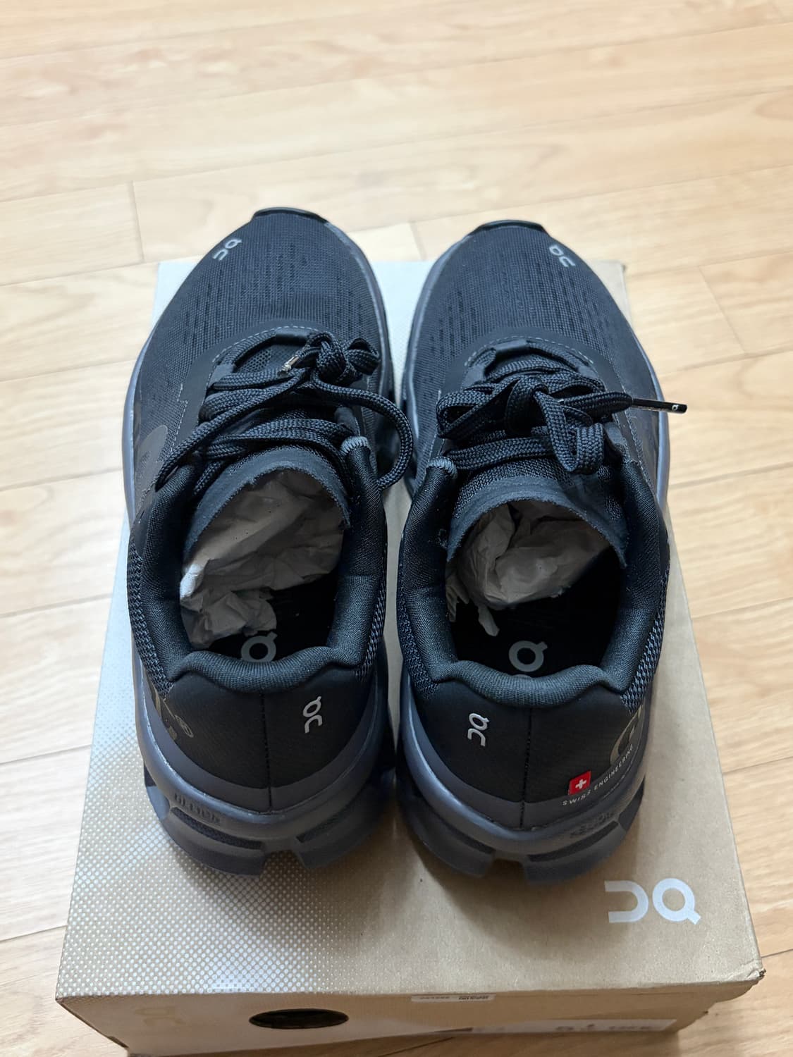 (새상품)온러닝 클라우드몬스터 올블랙 230MM 상품이미지2