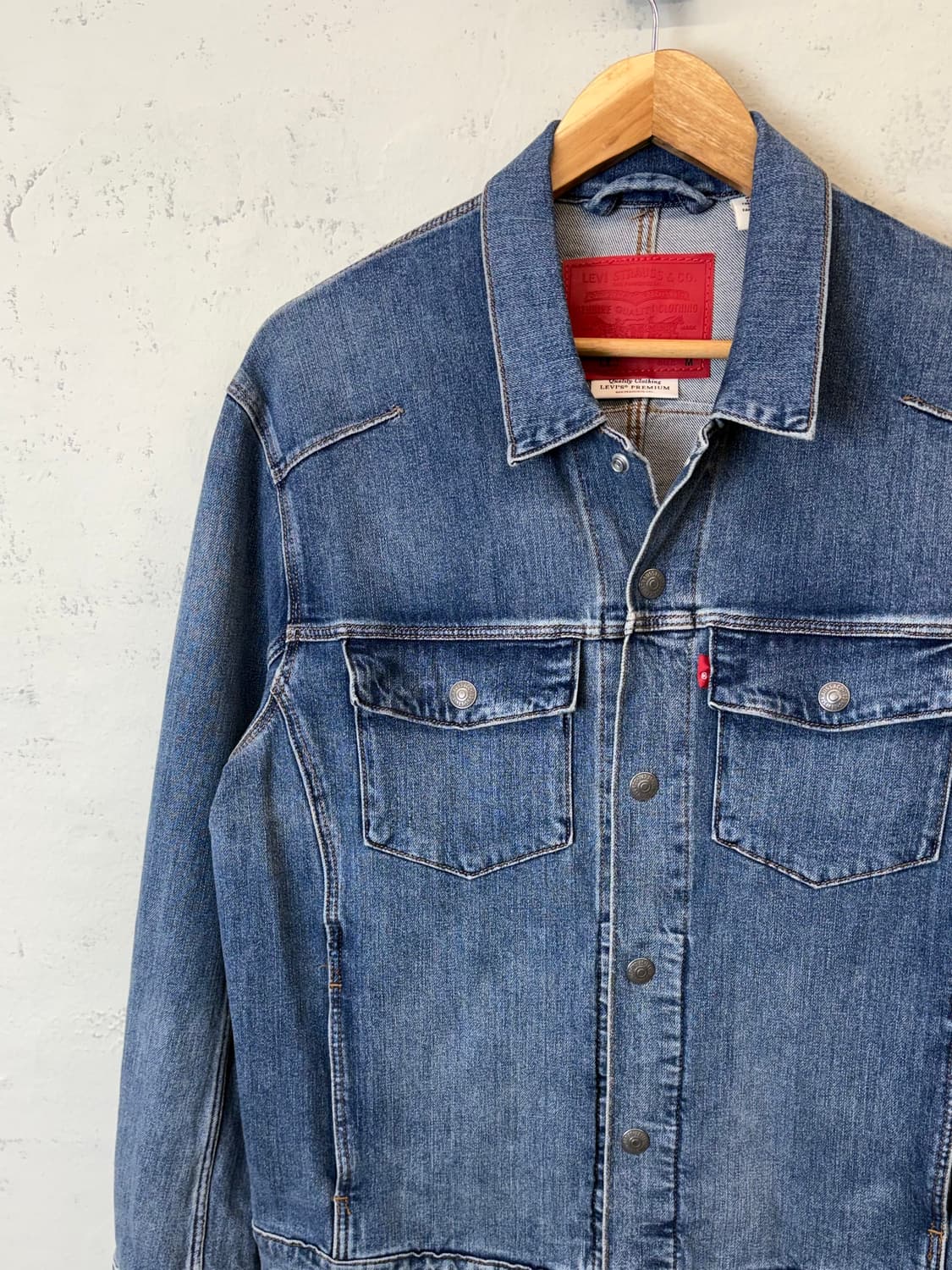 리바이스 프리미엄 엔지니어드 버튼 데님 자켓 상품이미지3