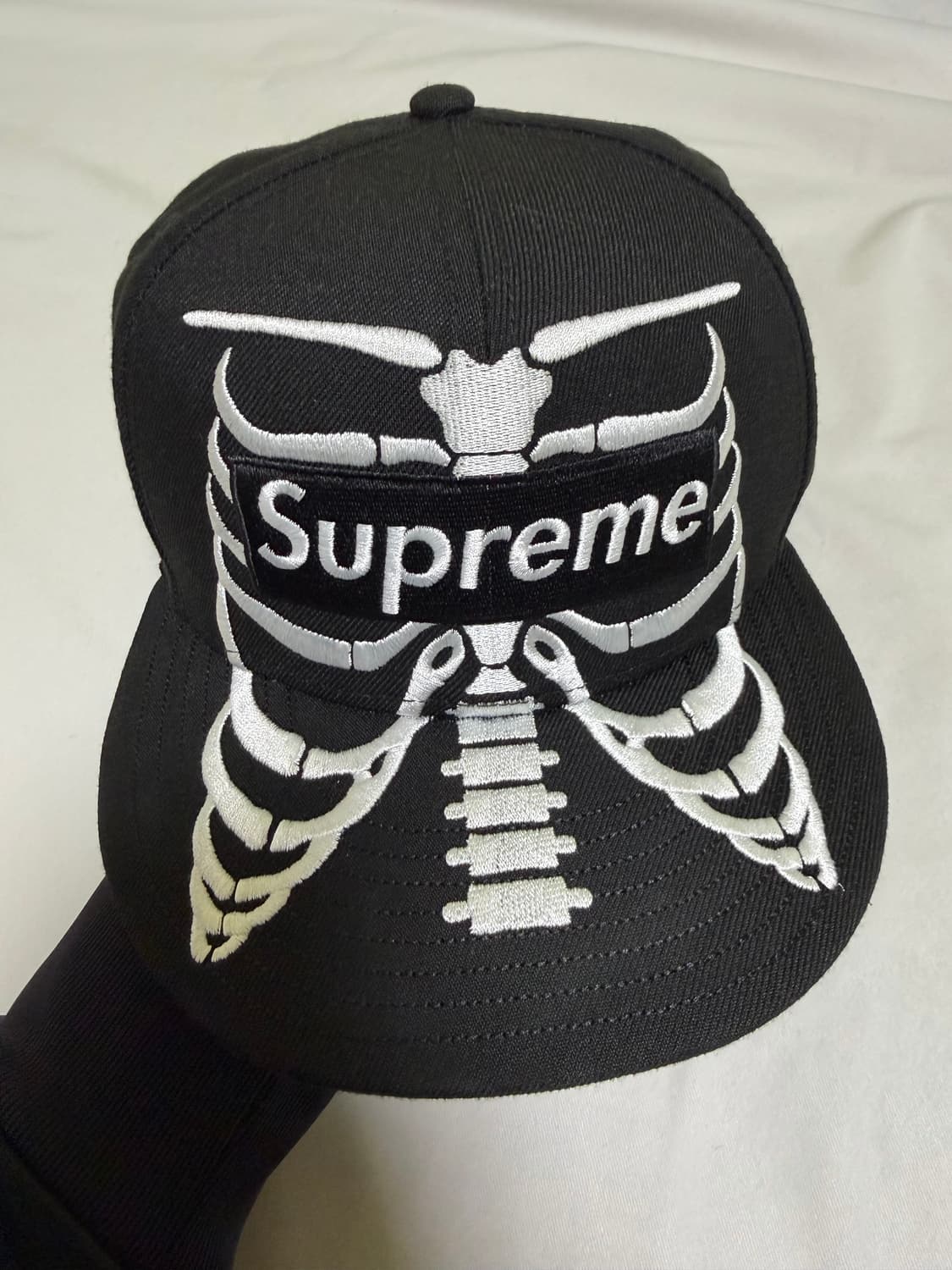 슈프림 뉴에라 본즈 캡 모자 상품이미지2