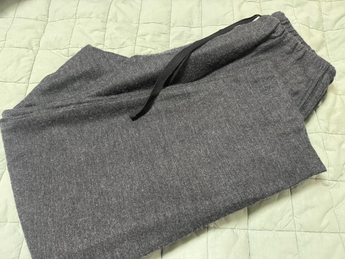 코모리 23AW 캐시미어 실크 드로우스트링 팬츠 3사이즈 팝니다 상품이미지5