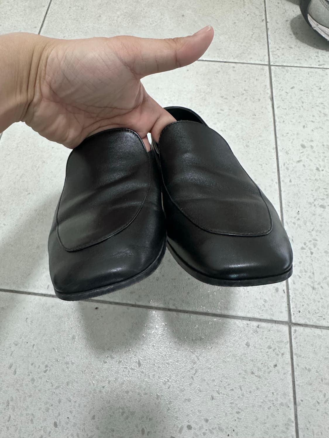 SANDRO 산드로 블랙 레더 슬입온/로퍼 상품이미지2