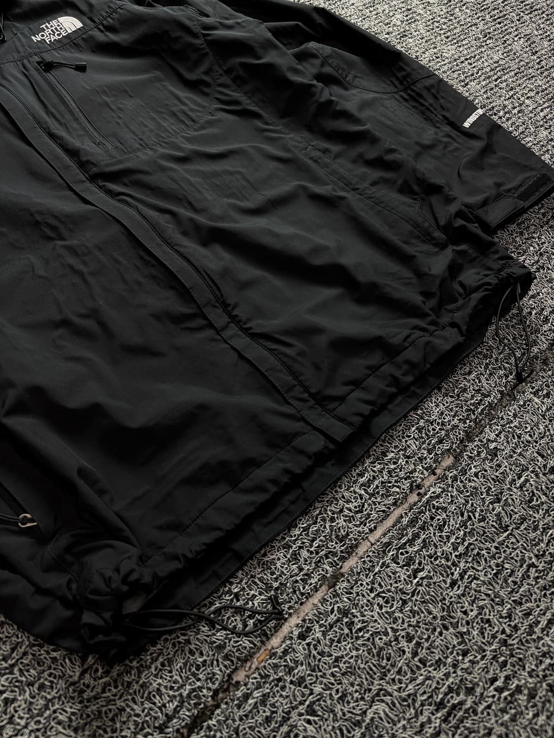 노스페이스 윈드스토퍼 블랙 나일론 경량 바람막이 1456 상품이미지4