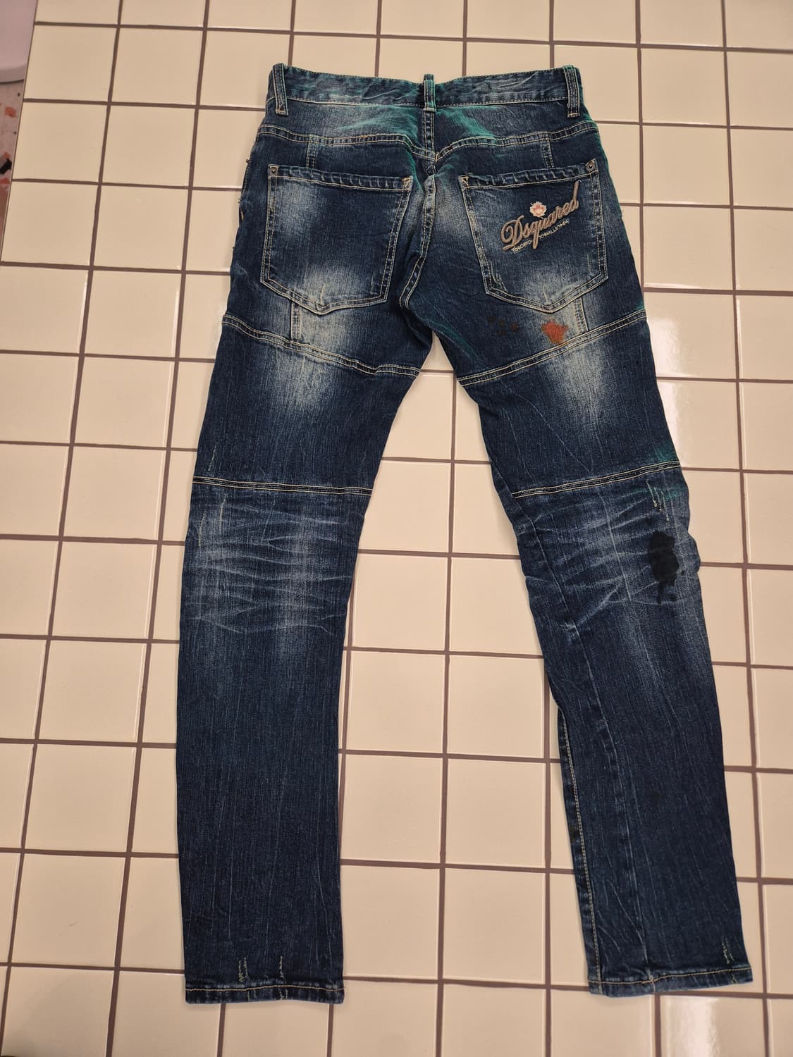 디스퀘어드2(Dsquared2)의 남성용 데님 청바지입니다. 상품이미지4