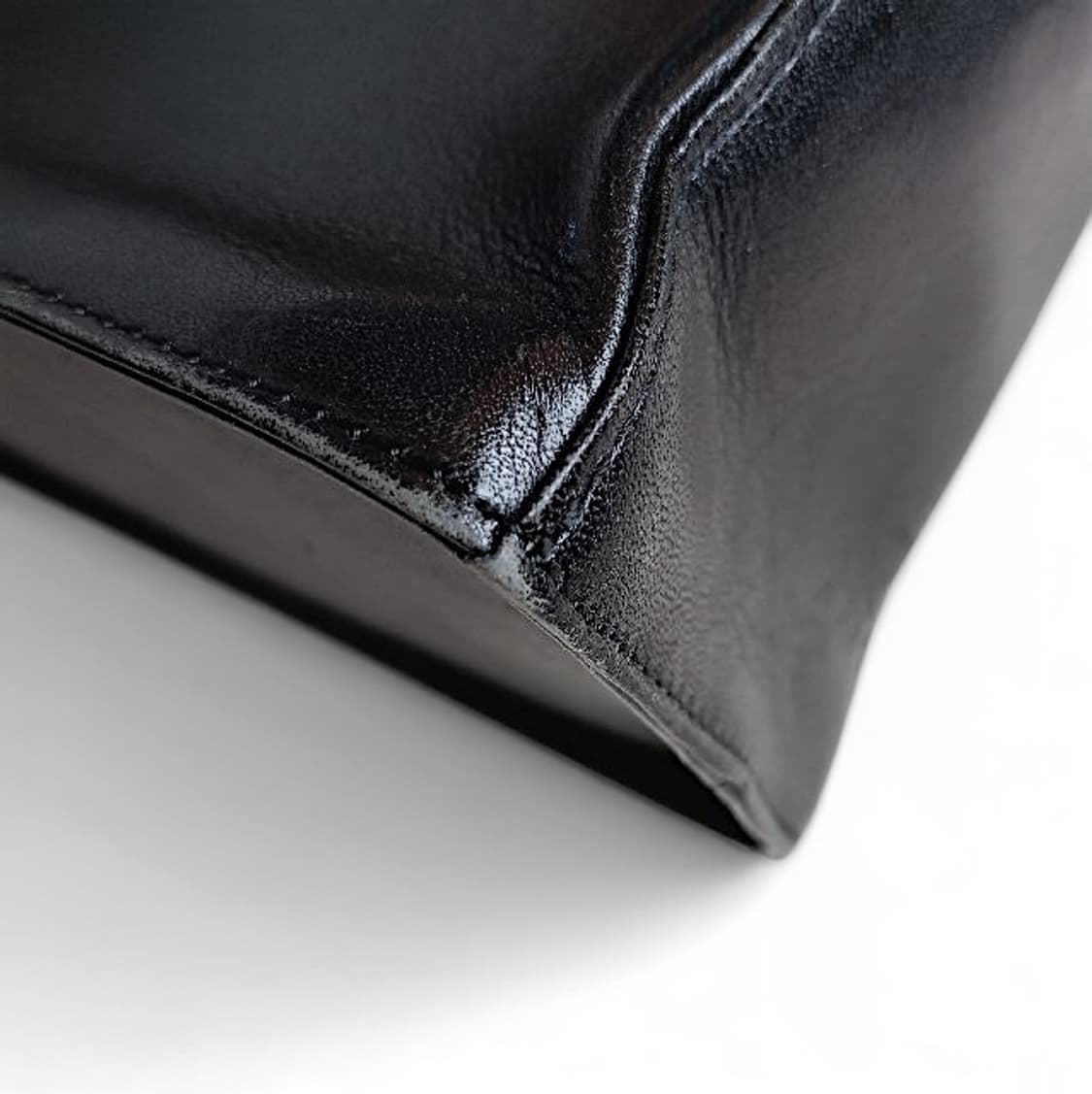 이세이미야케 im product 소가죽 토트백 상품이미지9