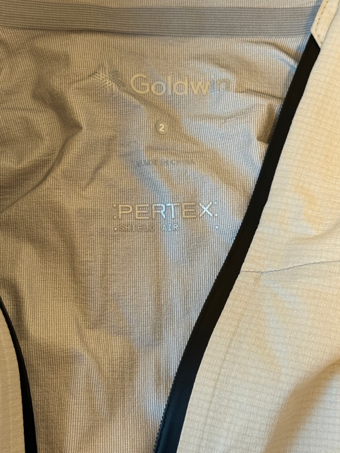 골드윈 퍼텍스 쉴드에어 레인자켓 2사이즈 상품이미지4
