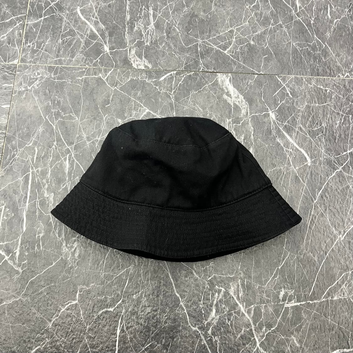 오프화이트 21ss 핸드 오프 버킷햇 블랙 상품이미지6