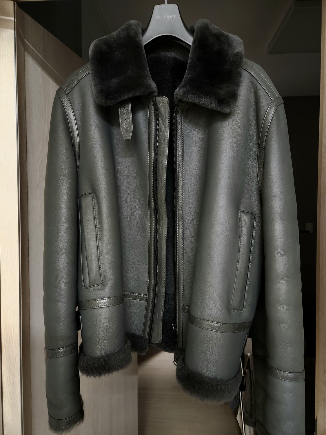 질스튜어트 뉴욕 천연양가죽 에비에이터 무스탕 상품이미지4