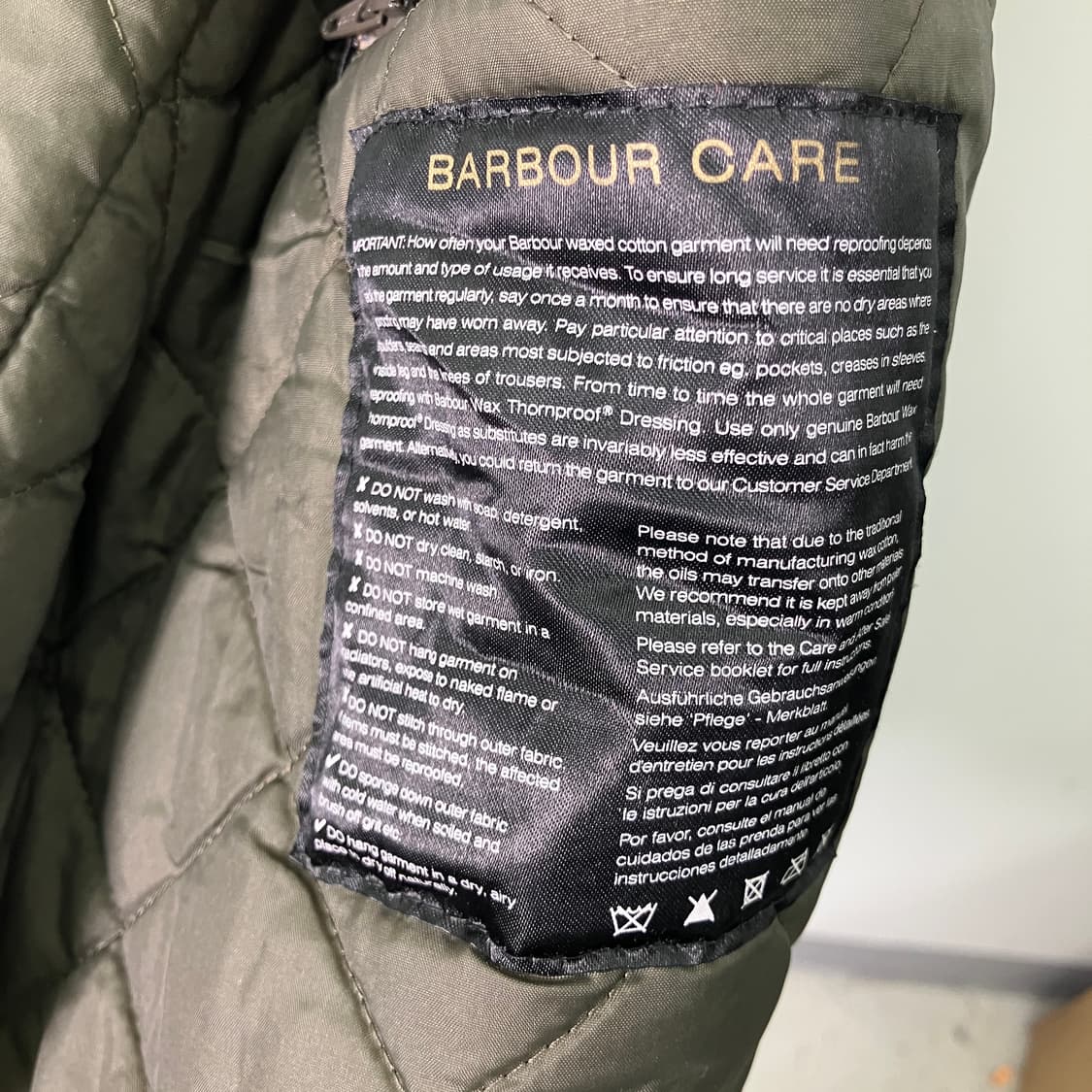 바버 프레스트버리 왁스 자켓 M 상품이미지9