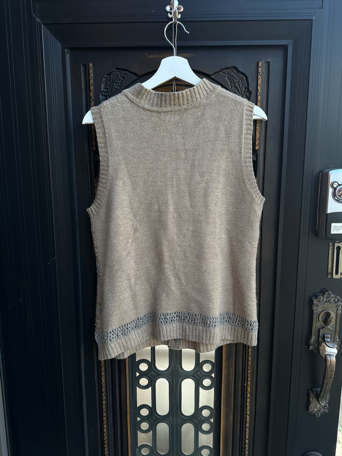 graceful days punching knit vest 상품이미지4