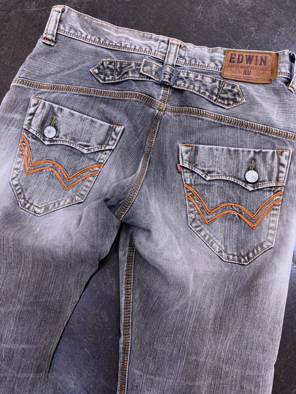 에드윈 XV 빈티지 워싱 어드저스트 백 플레어핏 부츠컷 데님팬츠 32 상품이미지7