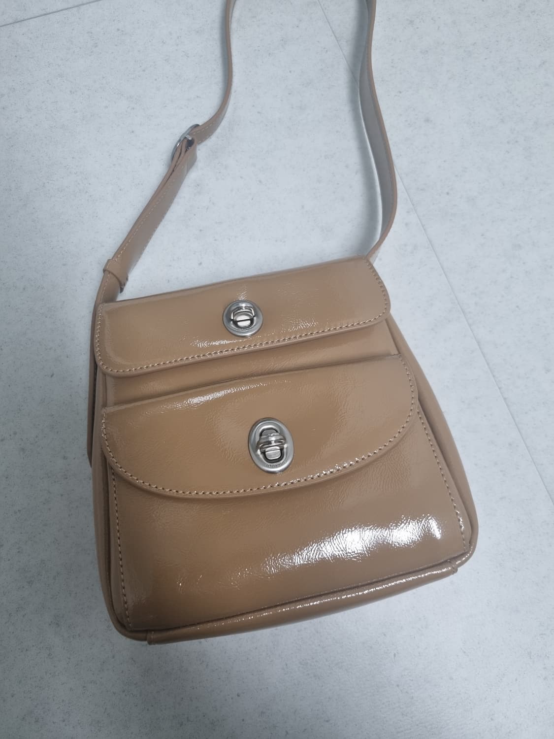 24ss 루에브르 가방 (웬디 착용) 상품이미지6