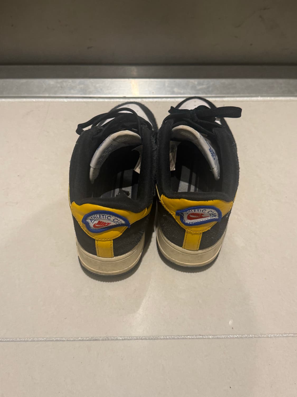 나이키 애슬레틱 에어포스 검노 250 상품이미지4