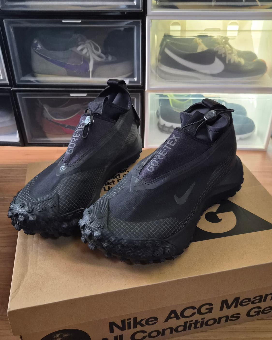 나이키 ACG 마운틴 플라이 고어텍스 블랙 초판 270 새제품 상품이미지2