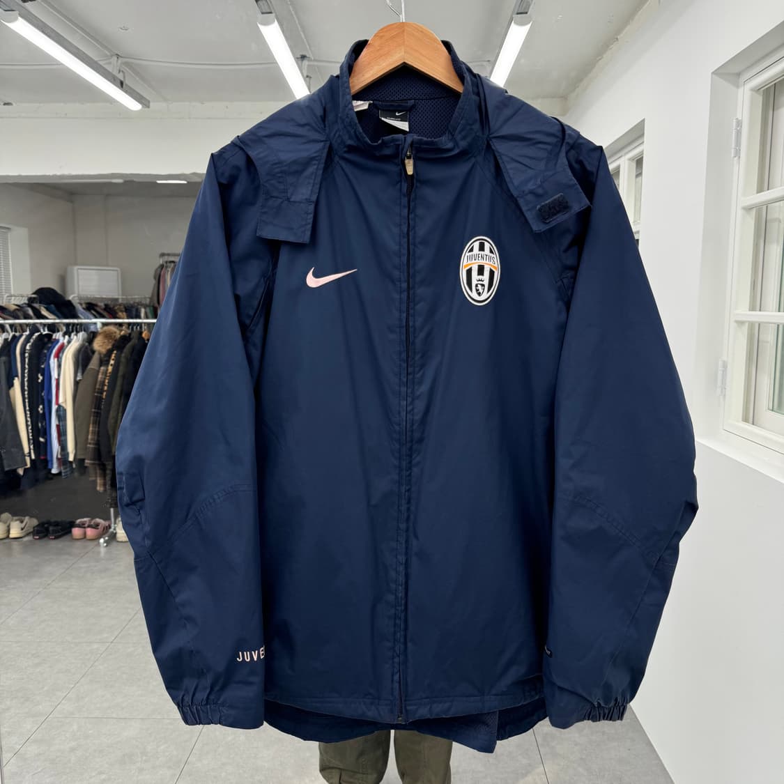 나이키 유벤투스 바람막이  상품이미지1