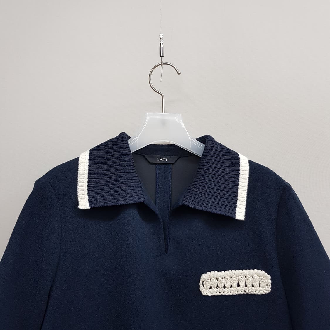 한섬 래트 2022 배색 카라 트위드 포인트 원피스 82-94-160 상품이미지2