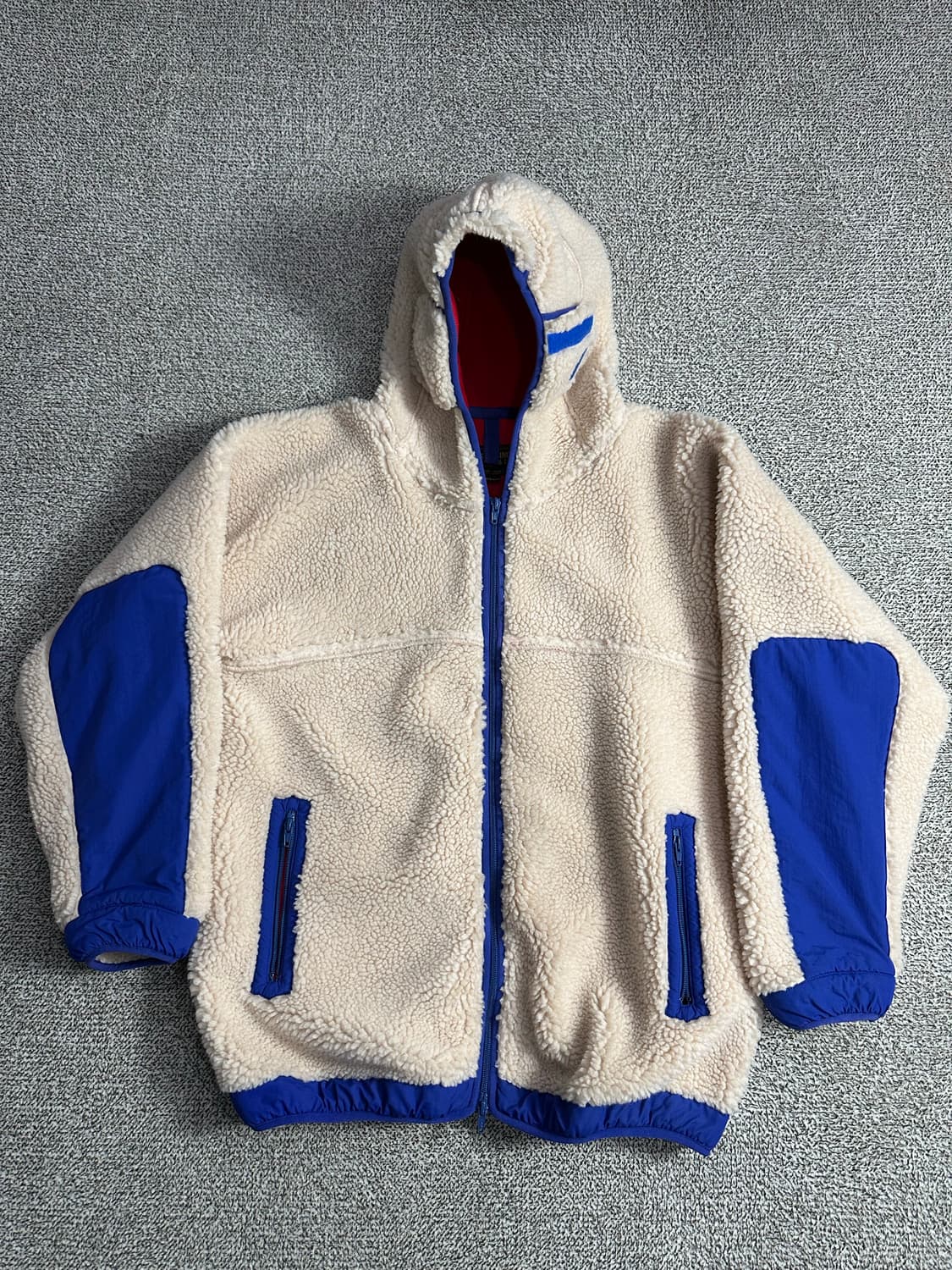 아웃스탠딩 레트로 후리스 상품이미지1