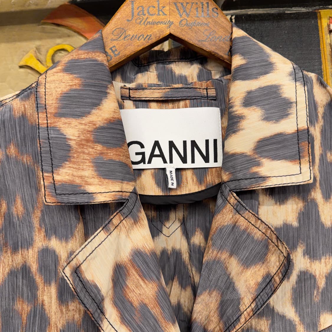GANNI 레오파드 크리스피 쉘 코트 상품이미지7