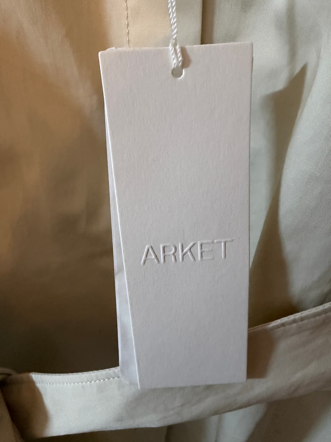 [새상품] ARKET 아르켓 타이 블라우스 아이보리 32 상품이미지4
