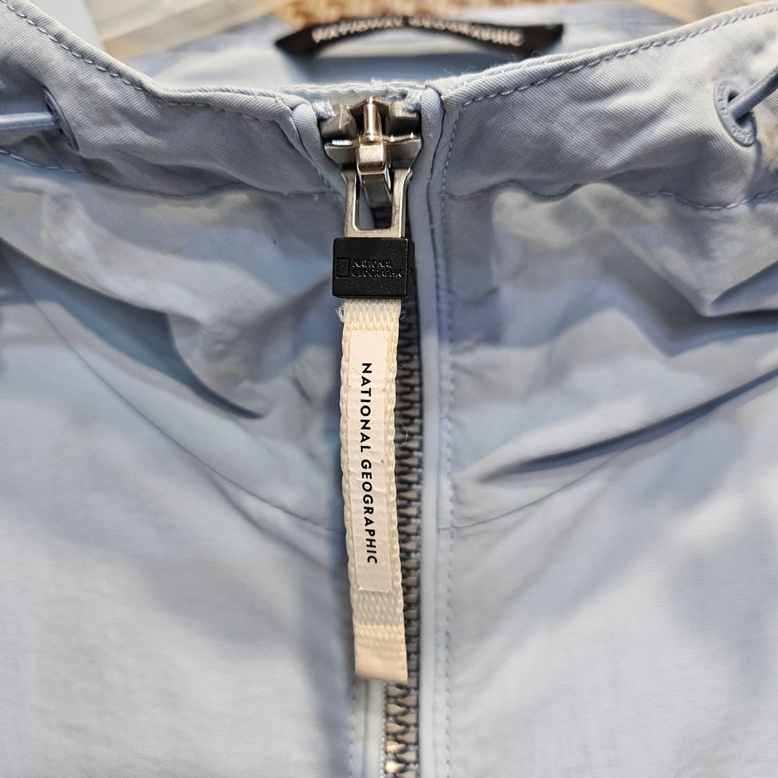 내셔날지오그래픽 우븐 바람막이  상품이미지6