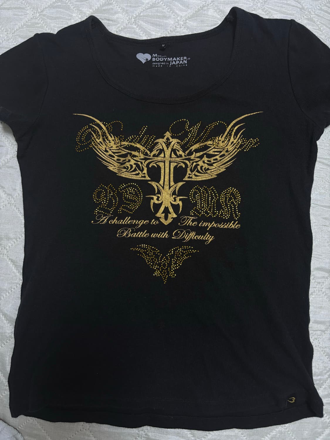 Gothic Crest Graphic Tee 고딕 그래픽 반팔티 상품이미지2