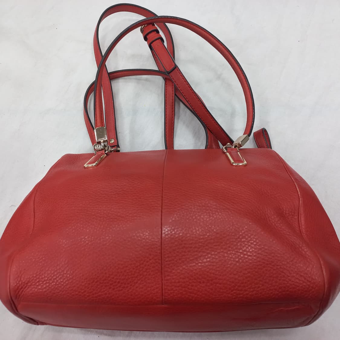 코치 메디슨 가죽 사첼백 레드 상품이미지2