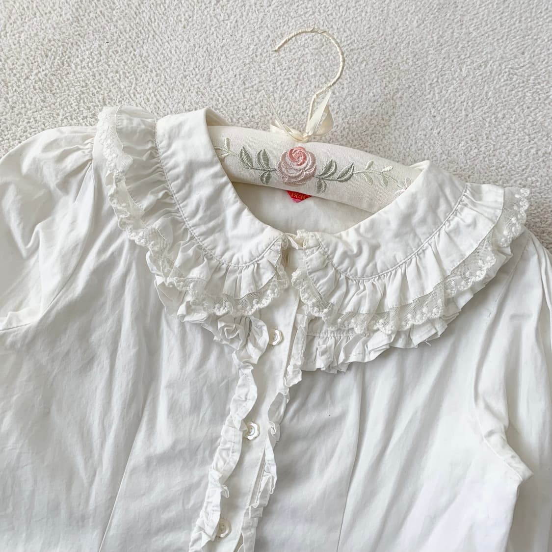 베이비더스타샤인 화이트 레이스 블라우스 상품이미지1