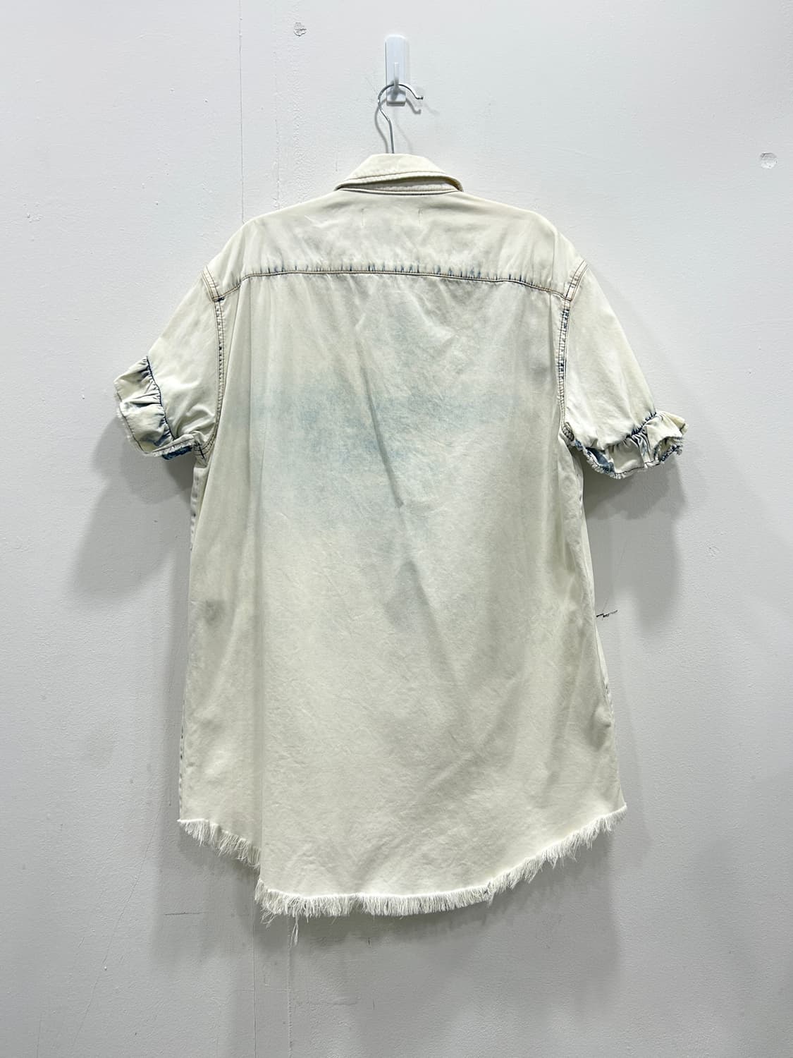 MSGM 워싱 데님 프릴 반팔 셔츠 오버핏 66-77 상품이미지6